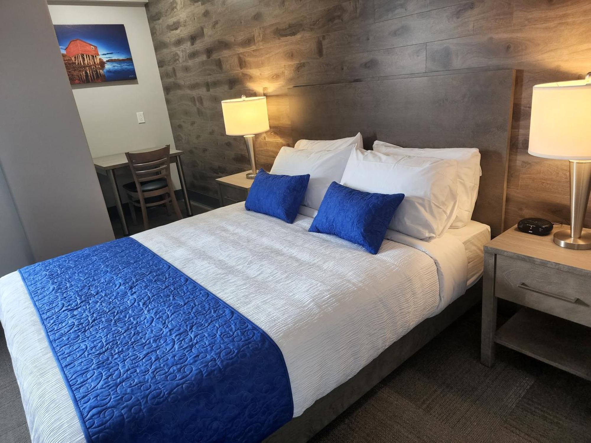 Razoolies Inn 스티븐빌 객실 사진